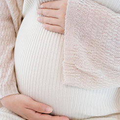 品牌方面，💆🧪苹果和一🥉加是目前续🙄航表现最🇳🇴👉优秀的手机品牌，🏨🧠